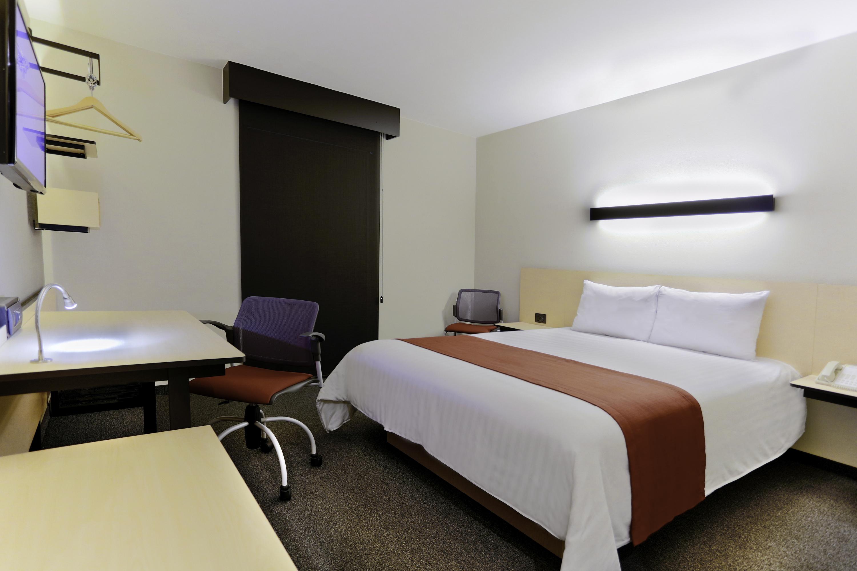 City Express By Marriott Irapuato Norte Bagian luar foto
