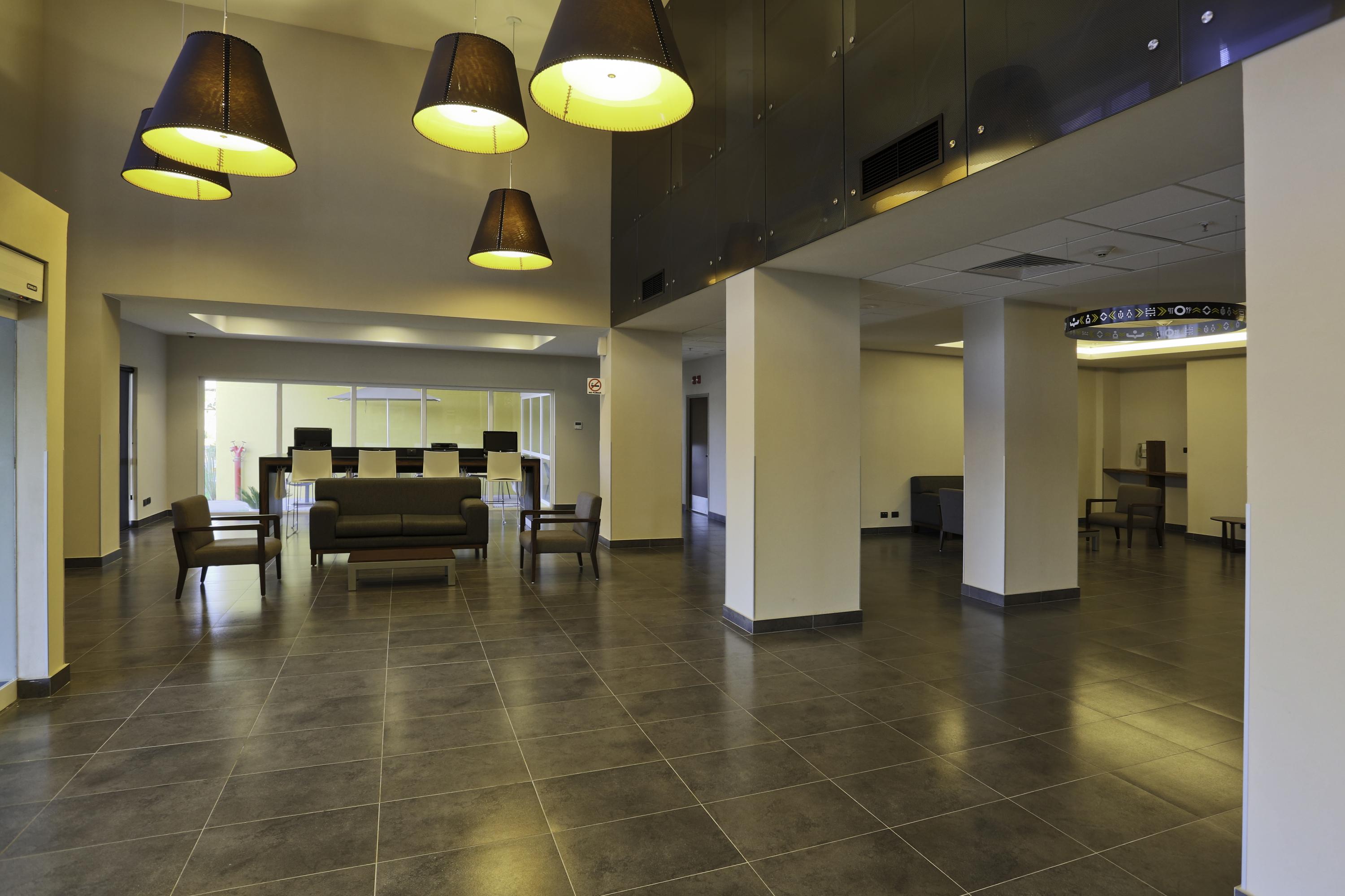 City Express By Marriott Irapuato Norte Bagian luar foto