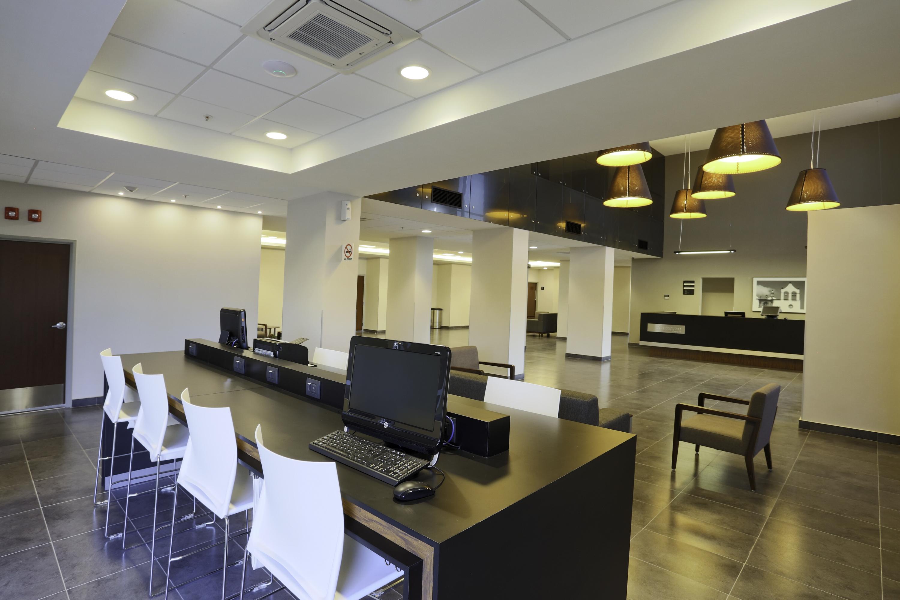 City Express By Marriott Irapuato Norte Bagian luar foto
