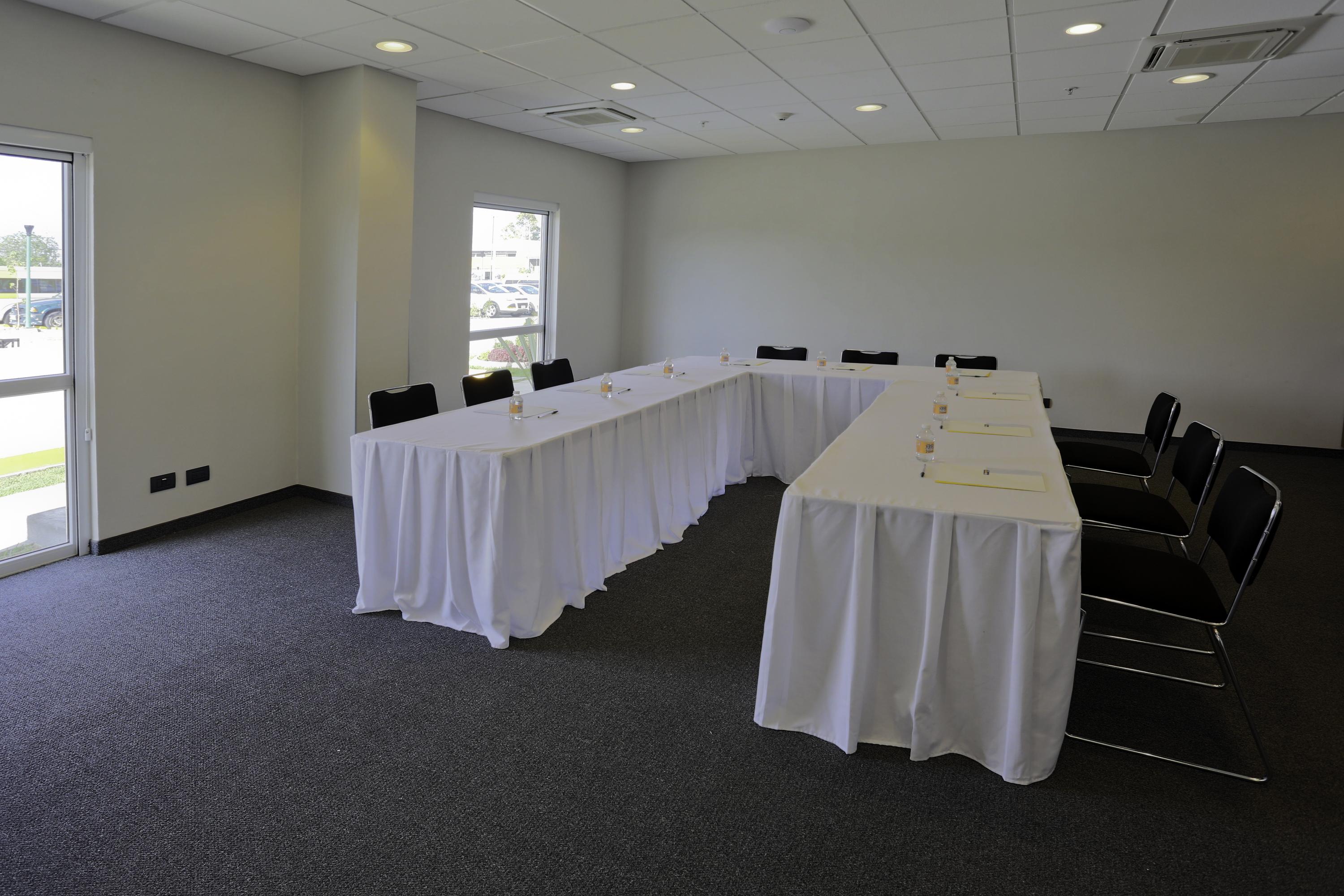 City Express By Marriott Irapuato Norte Bagian luar foto