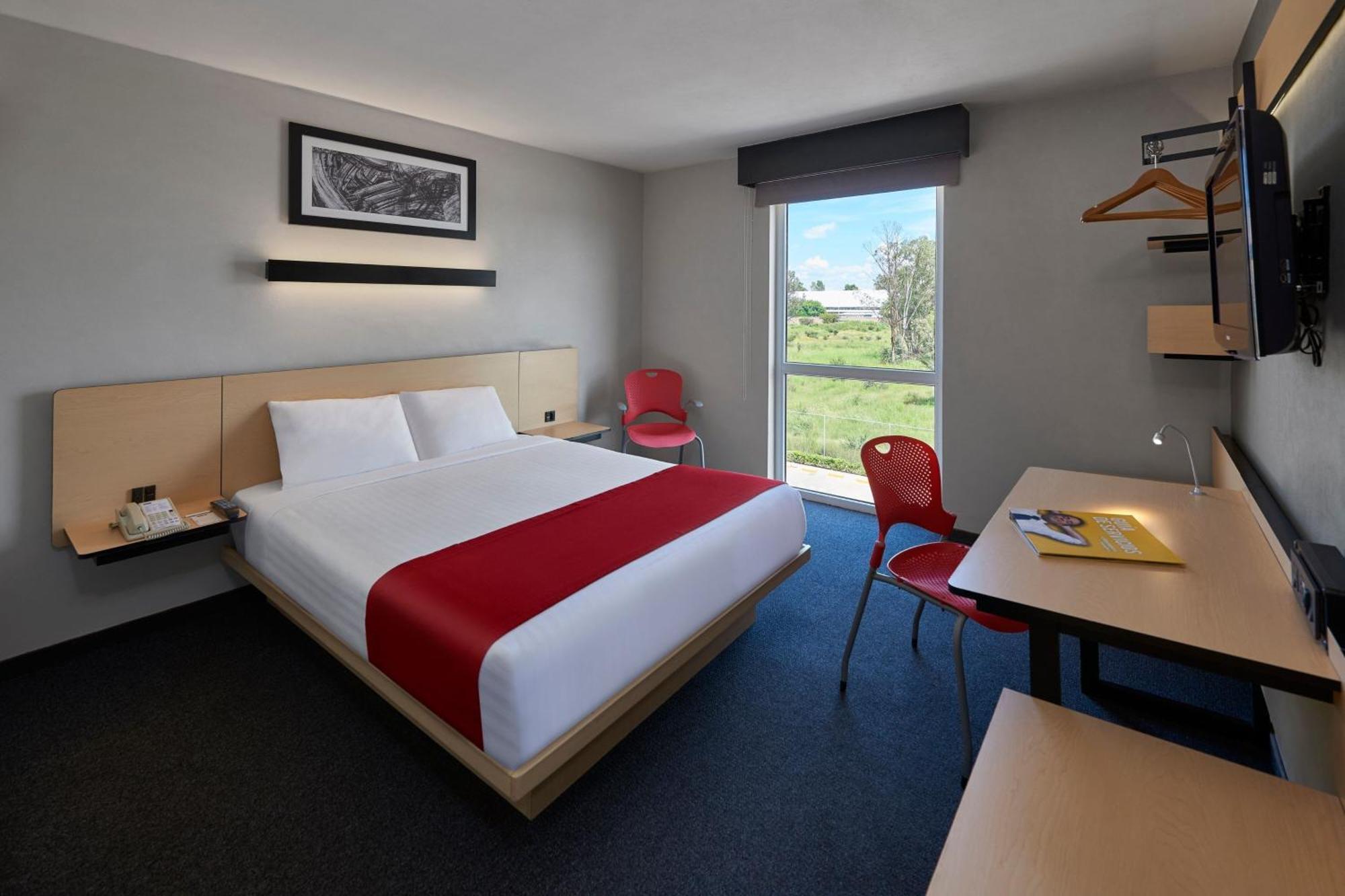 City Express By Marriott Irapuato Norte Bagian luar foto