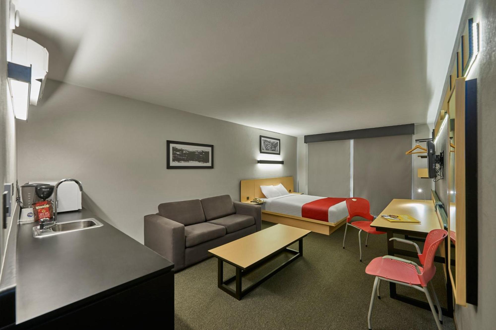 City Express By Marriott Irapuato Norte Bagian luar foto
